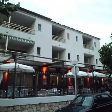Porto Mar 3*