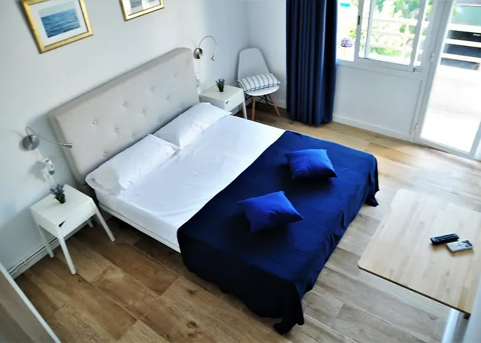 ゲストハウス Porto Mar 3*